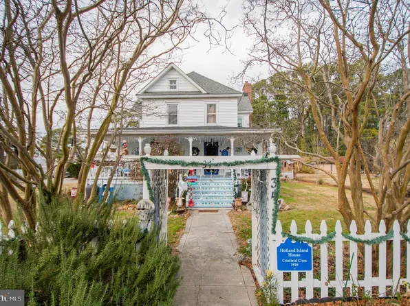 34 Maryland Ave, Crisfield, MD 21817