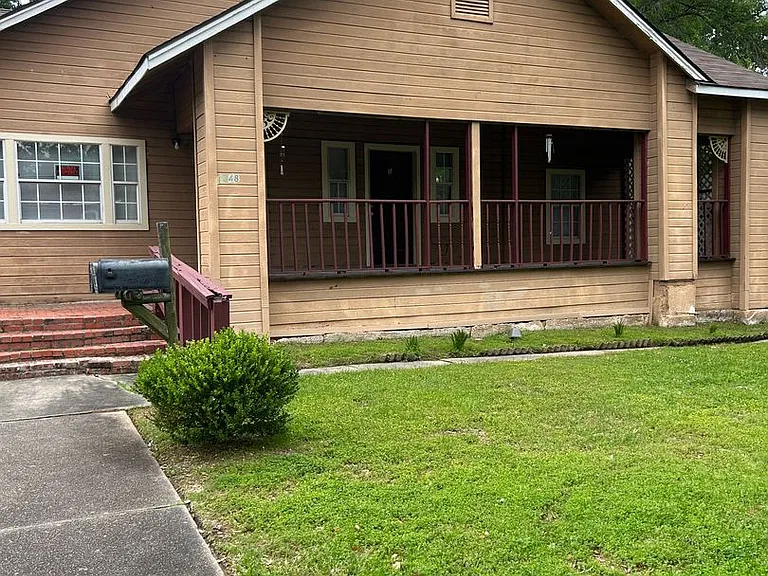 1348 W Kirby Pl — Photo 1