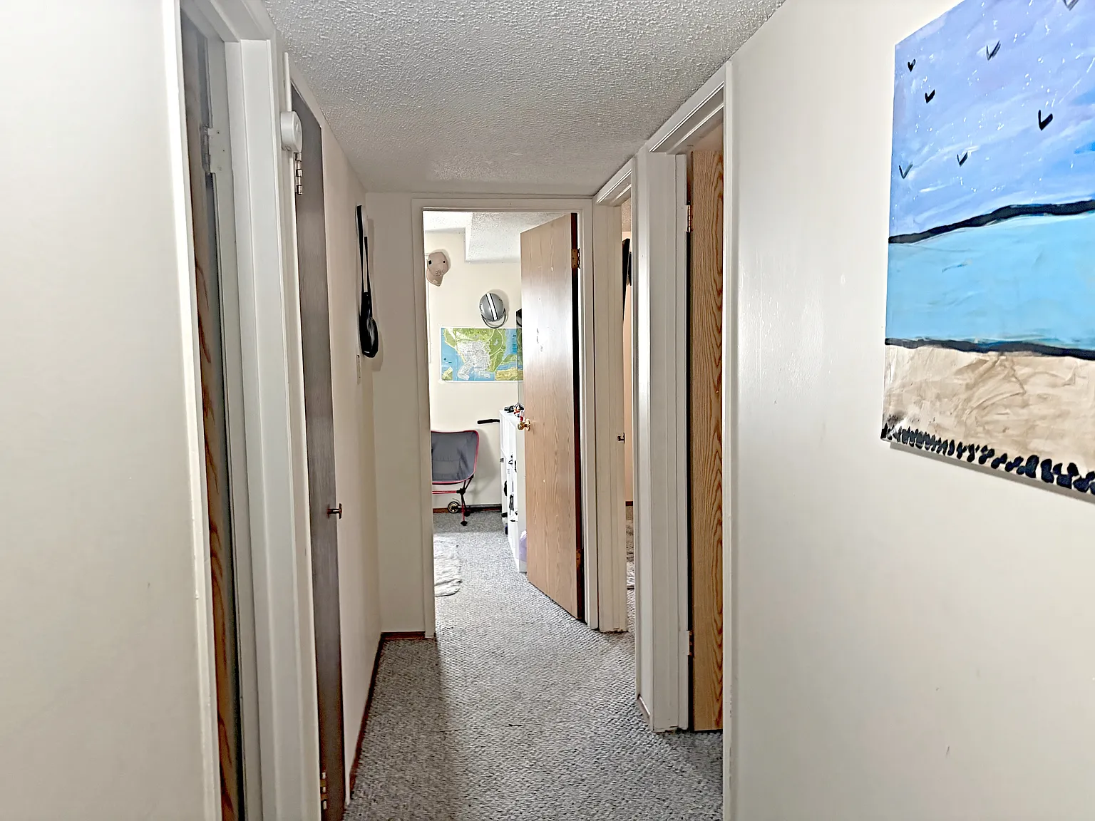 Spacious 3 Bedroom, 1.5 Bath Fourplex in Hunterview NW — Photo 4
