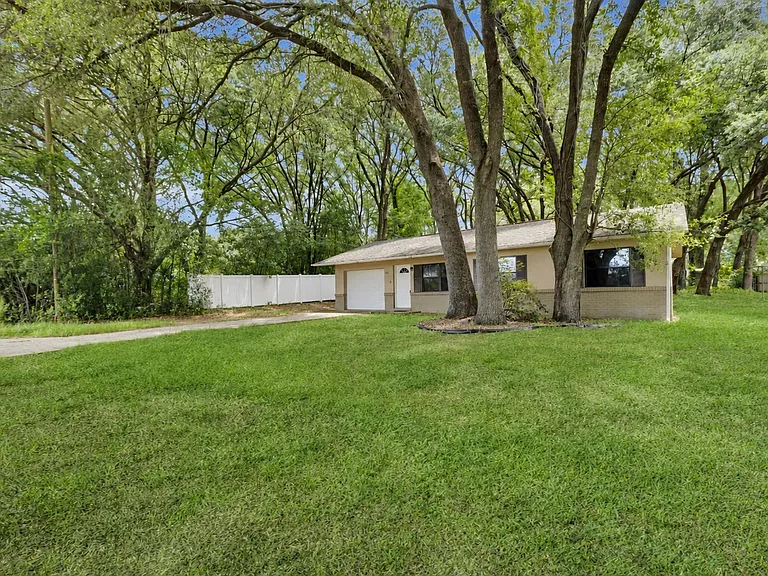 62 Teak Loop — Photo 24