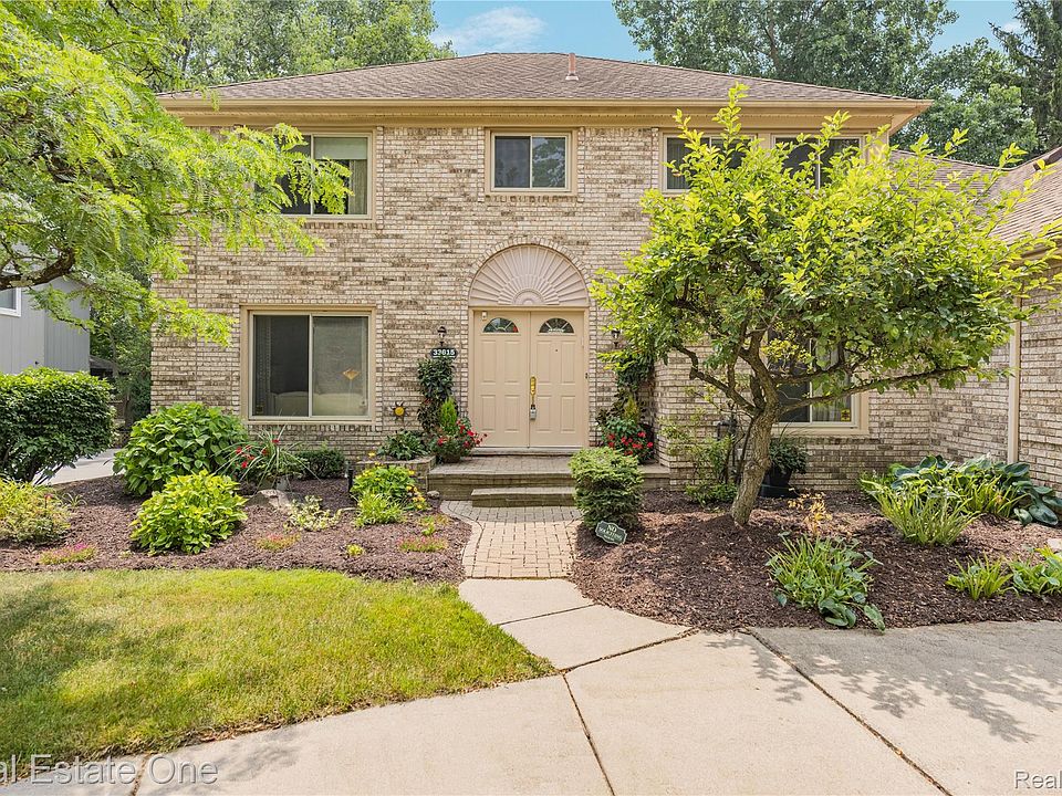 1st image of 33615 Heritage Hills Dr
