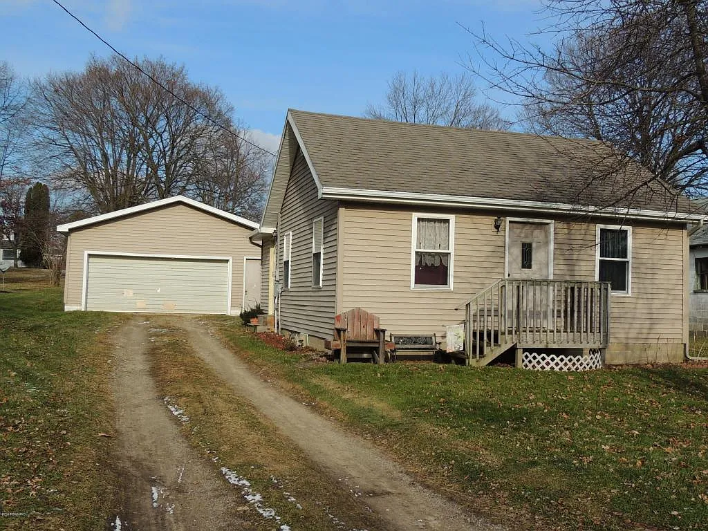 119 W Muriel St photo 1