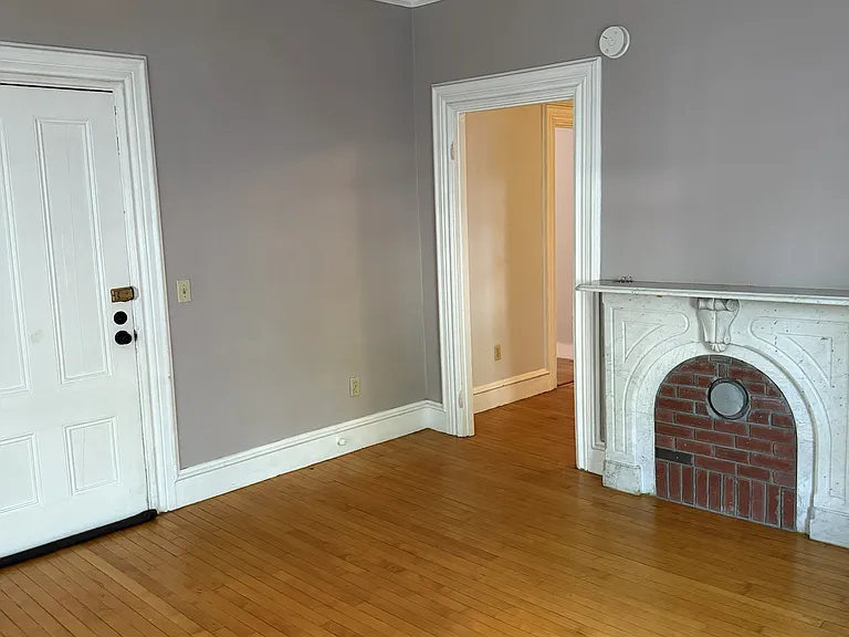 75 Wood St #1 — Photo 5