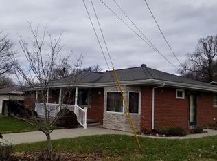 1305 Meadowbrook Dr, Point Pleasant, WV