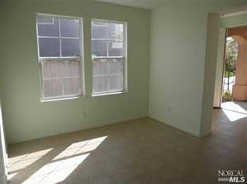 4th image of 5725 Oakmont Dr