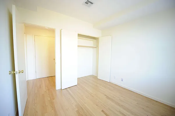 Rented by RES New York | media 5