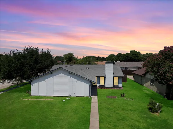1801 Baylor Dr, Richardson, TX 75081