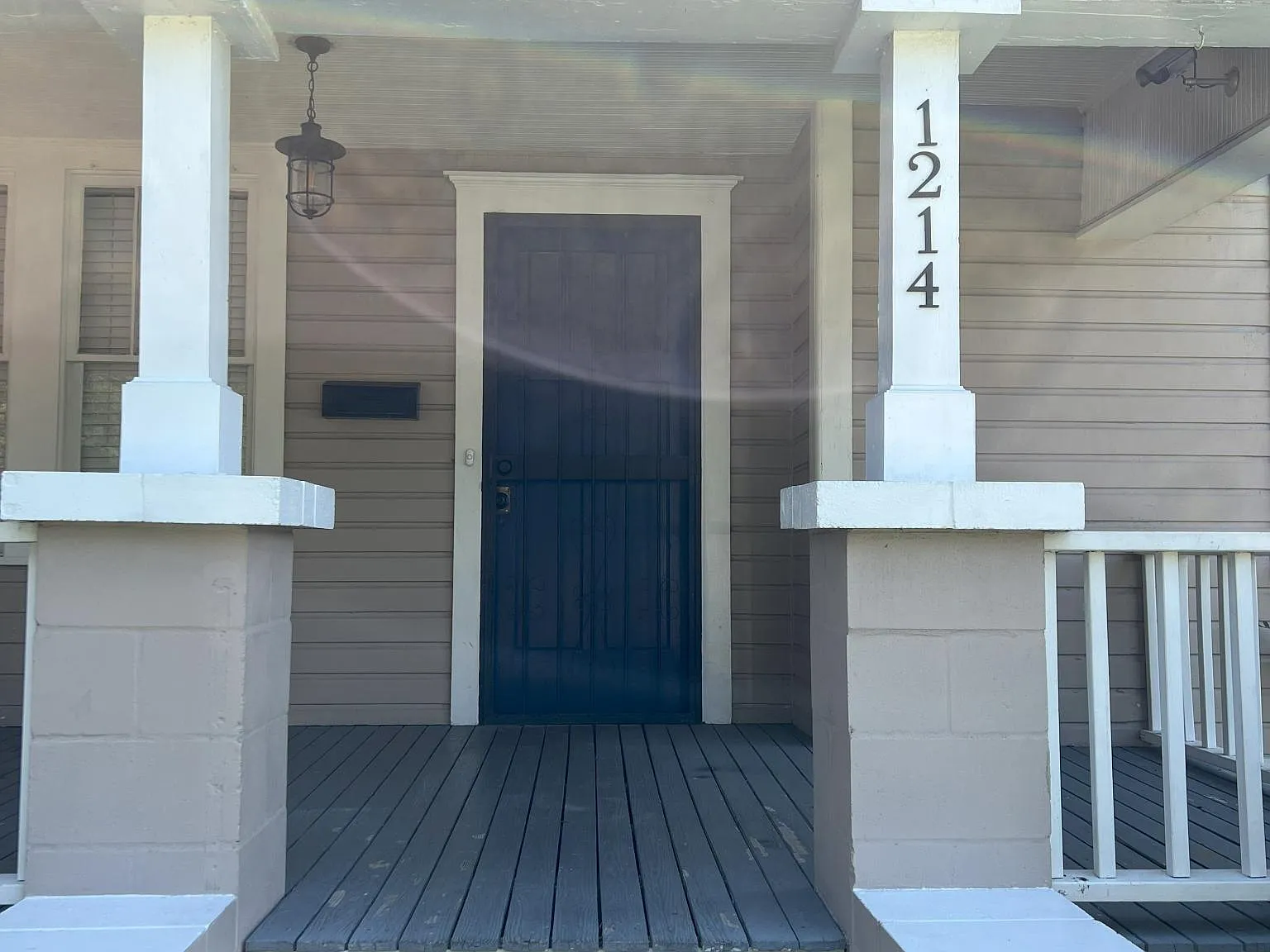 3 bed, 1324 sqft, $1,700 — Photo 2