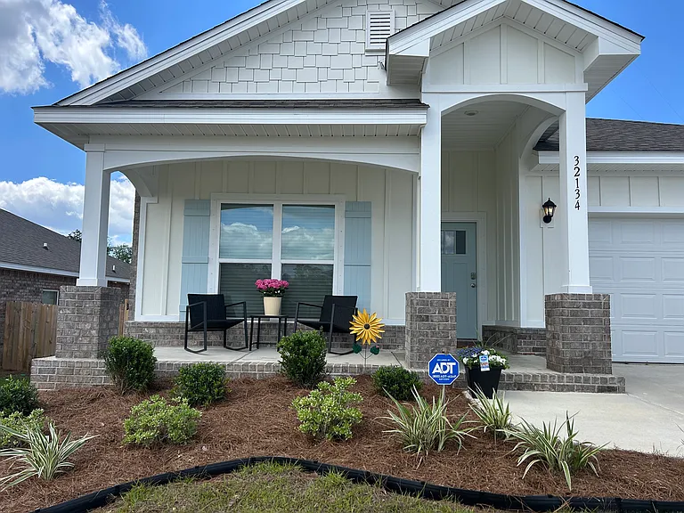 32134 Lyon Rd — Photo 3