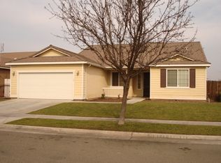 5187 E Liberty Ave, Fresno, CA 93727