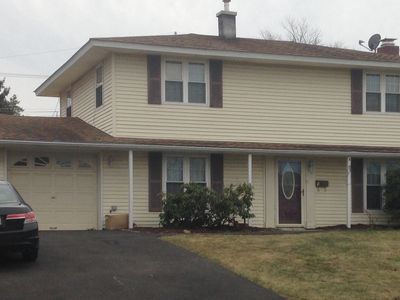 5 Tempo Rd, Levittown, PA, 19056
