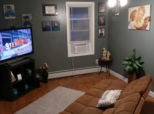 70 Branch St, Fall River, MA 02721