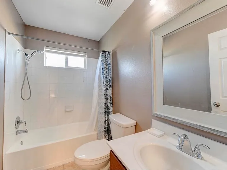 5203 Lions Gate Ln — Photo 11