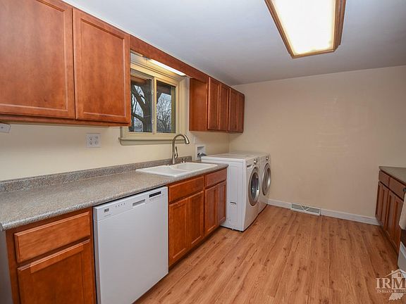 5th image of 4509 N Janney Ave