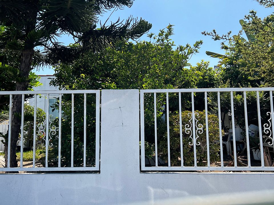 1st image of 10106 S Inglewood Ave