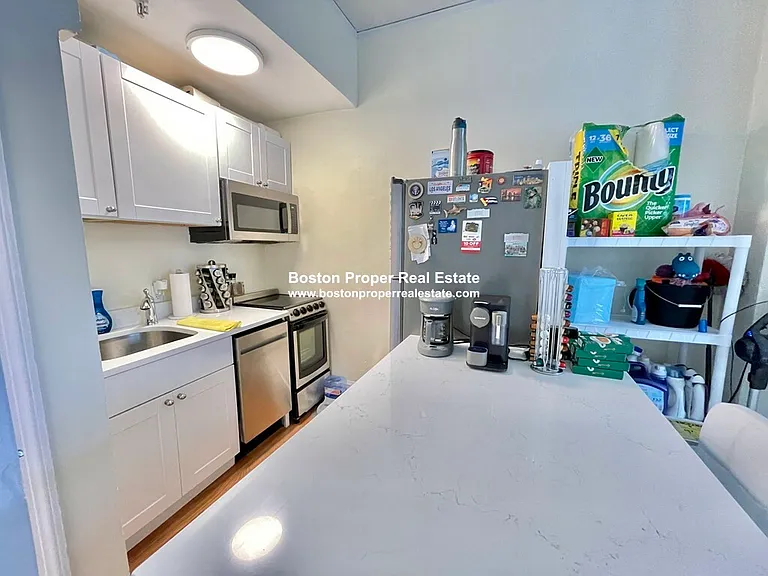 336 Beacon St #9A — Photo 11