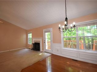 1240 Brisbane Dr, Dacula, GA 30019