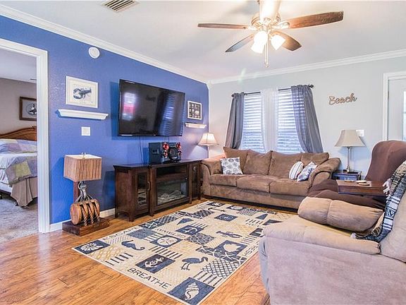 4th image of 106 Marshall Ave