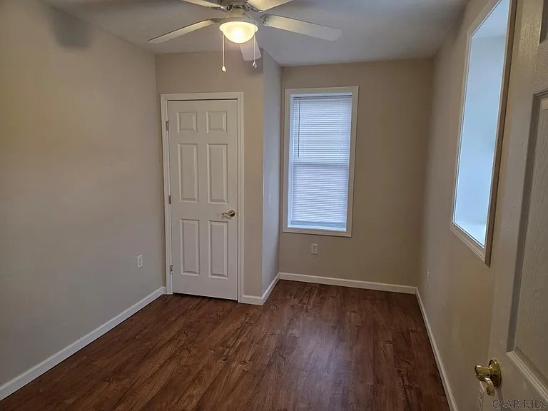 559 N Dominion Dr — Photo 9