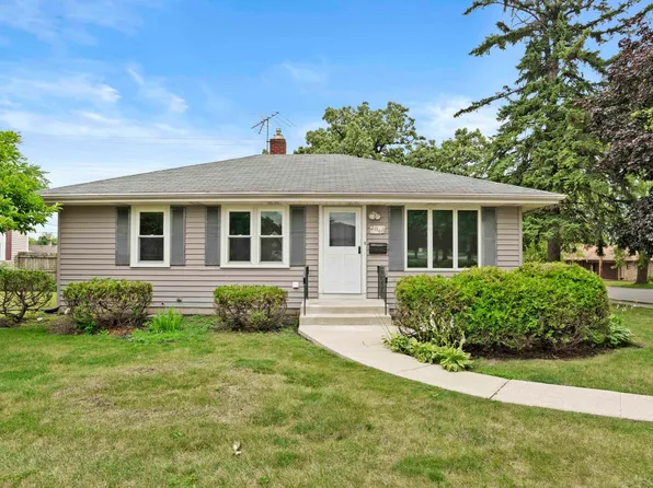 2949 Franklin St, Highland, IN 46322