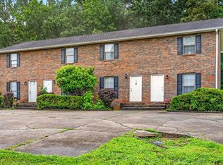 Martha Lane-461/471, Clarksville, TN 37043