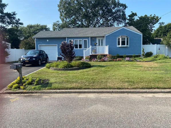 155 Howard Street, Port Jefferson Station, NY 11776