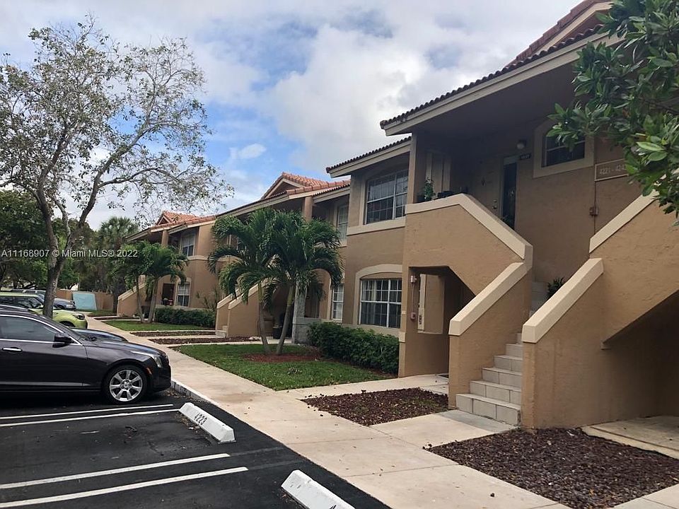 1st image of 4223 NW 115th Ave #4223