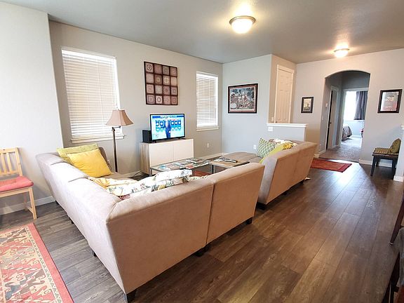 3rd image of 3329 Corvina Ct