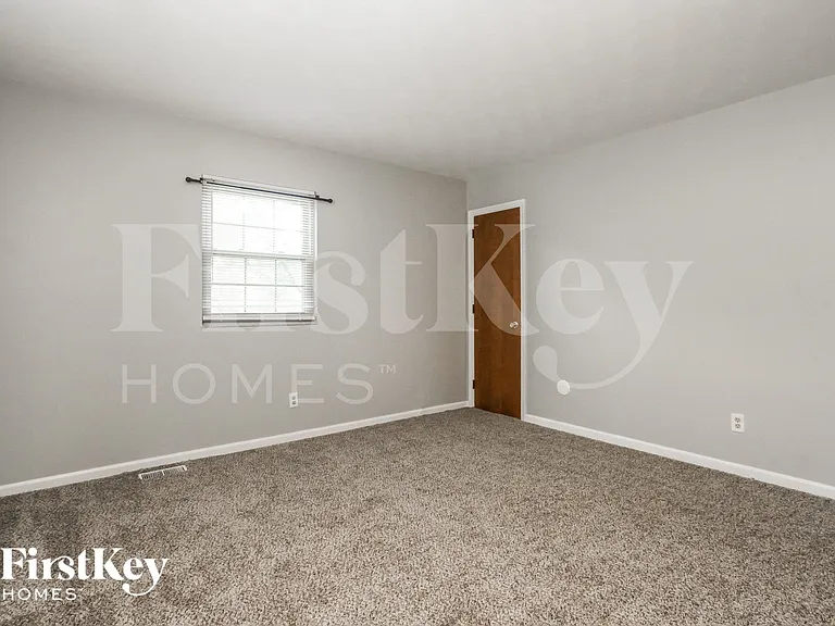 8341 Rodney Dr — Photo 7