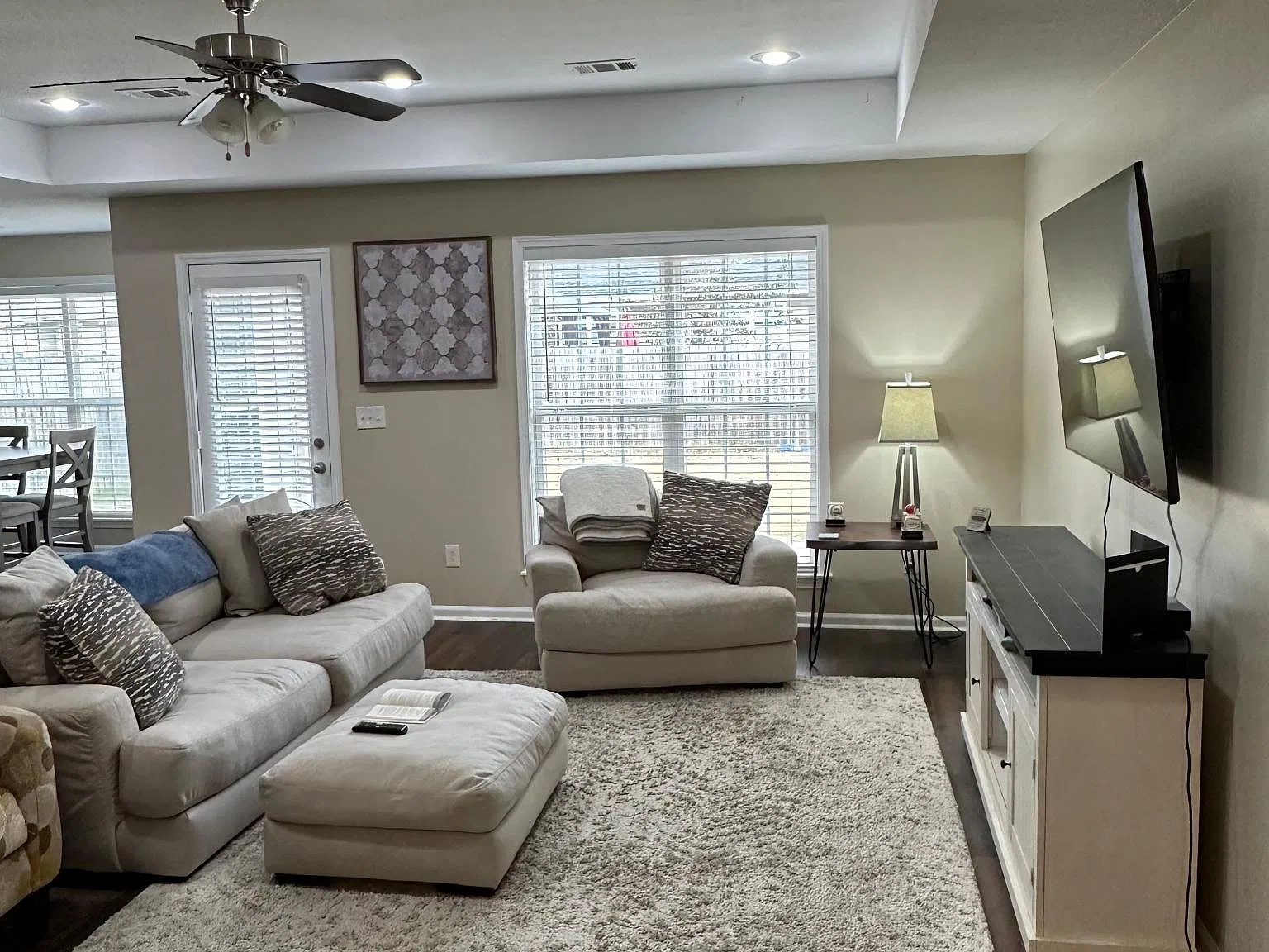 3 bed, 1514 sqft, $1,800 — Photo 2