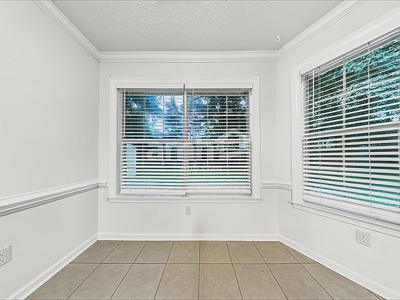 5th image of 2714 Cedar Bluff Dr