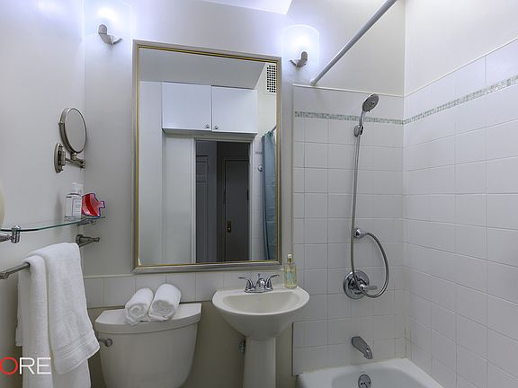 5th image of 415 E 80th St APT 1H