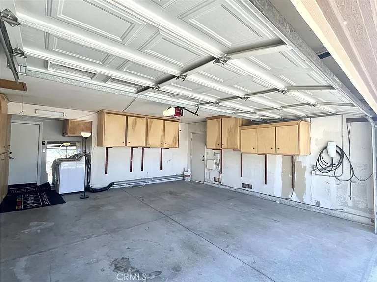 6345 Amherst Ct — Photo 25