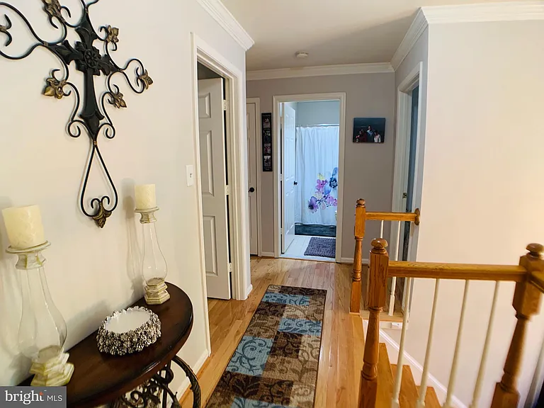 8604 Oak Chase Cir — Photo 35