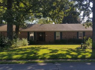 130 Rebel Rd, Jackson, TN 38301