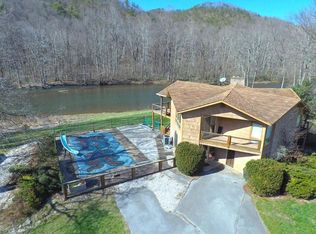 114 Maple Ln, Covington, VA 24426