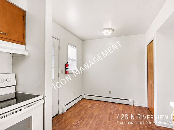 4th image of 428 N Riverview Dr