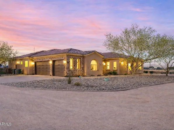 1602 E LOBO Street, San Tan Valley, AZ 85140