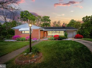 657 Blue Spruce Ct, Pottstown, PA 19464