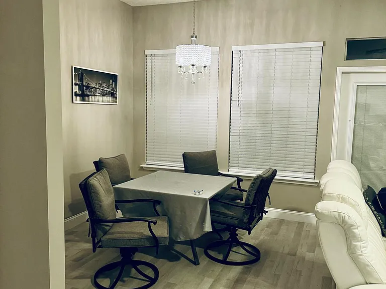 1816 Creekwood Ln — Photo 25