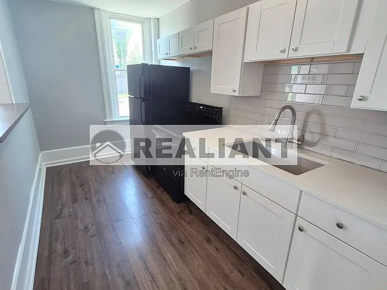 338 Bush St #1 — Photo 7