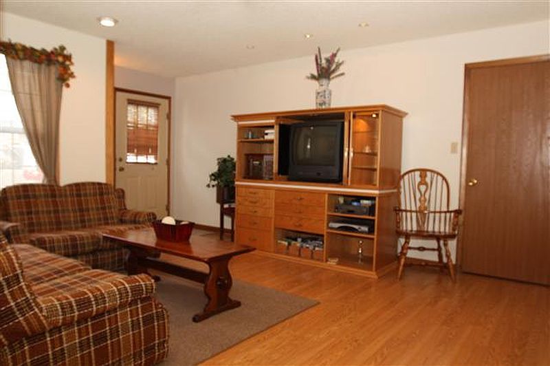 4th image of 25C PINE Lane