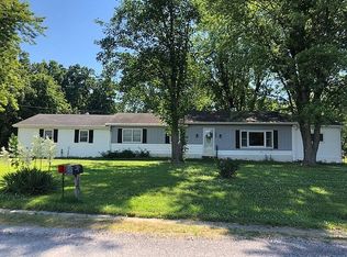 1316 Malachi Rd, Iuka, IL 62849