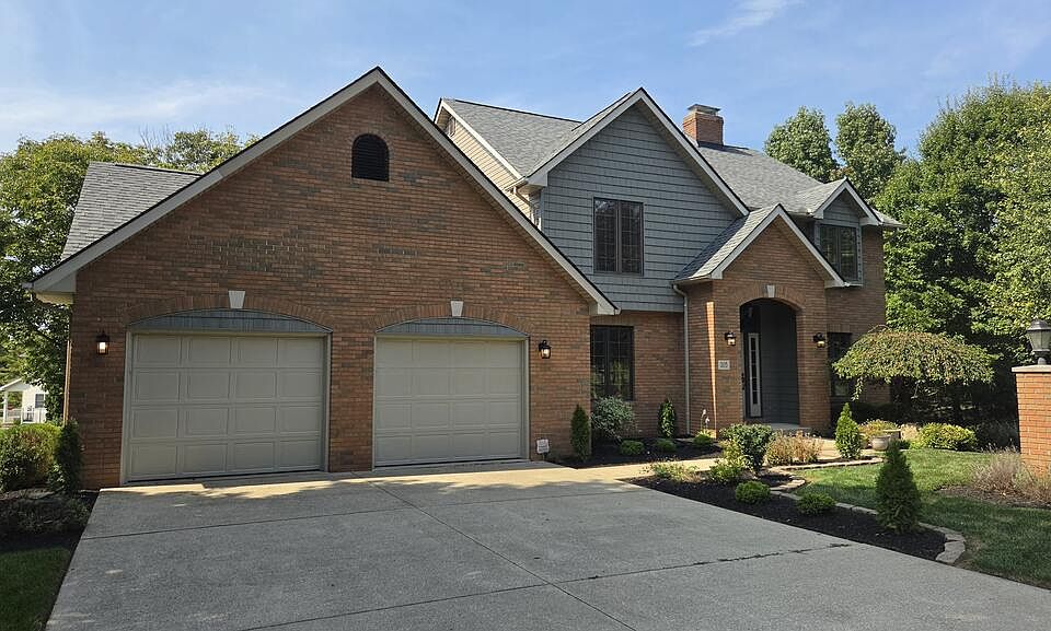 1st image of 205 Falcon Dr