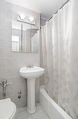5th image of 229 E 29th St APT 4H