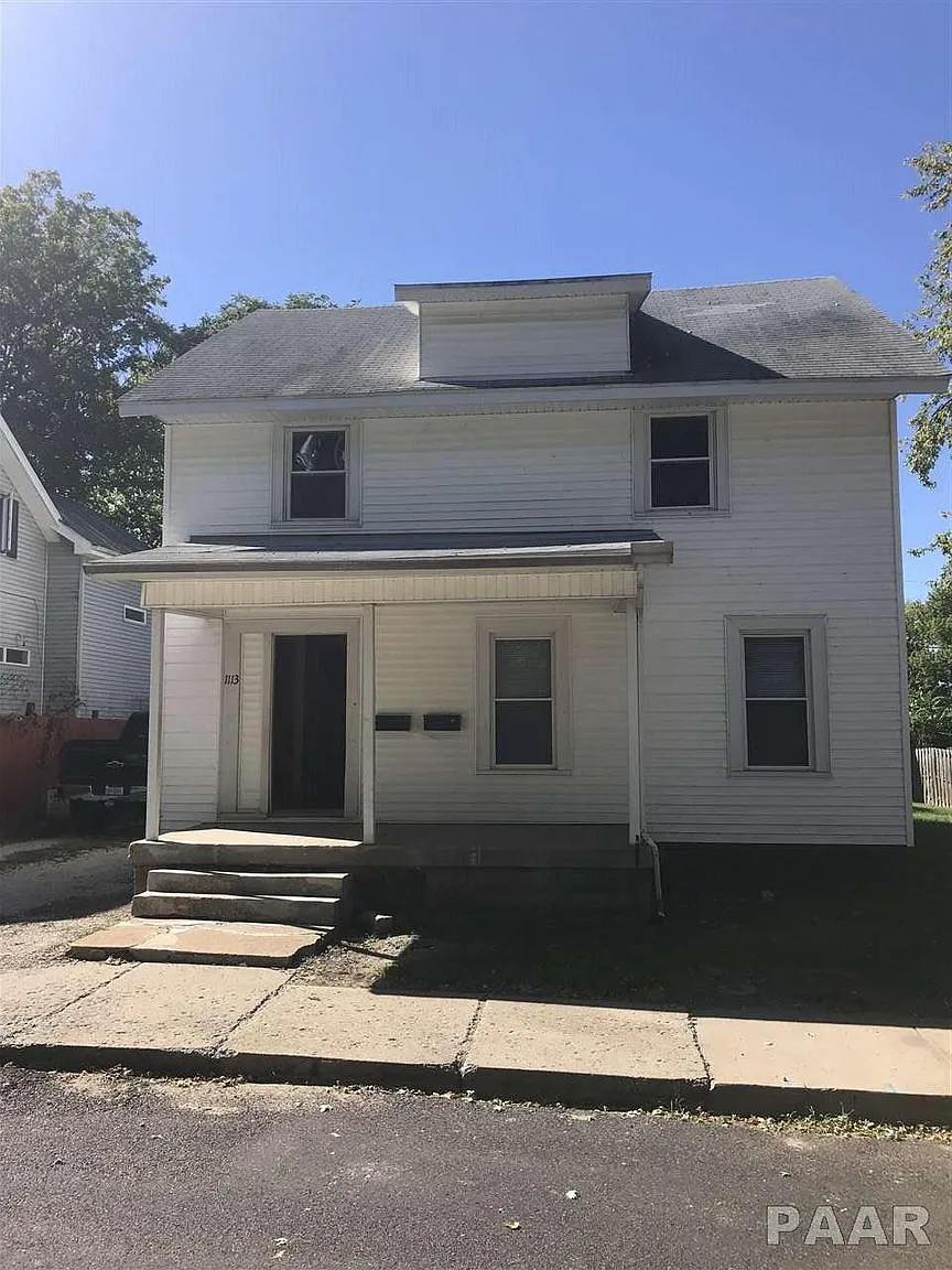 1113 Woodlawn Ct photo 1