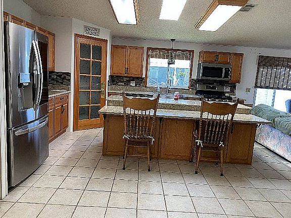 4th image of 406 Seneca Dr #185
