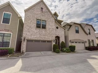 6725 Woodbend Park S, Houston, TX 77055
