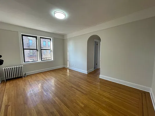 Rented by Oxford Property Group | media 11