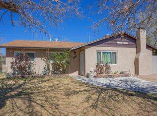 328 Conchas St NE, Albuquerque, NM 87123